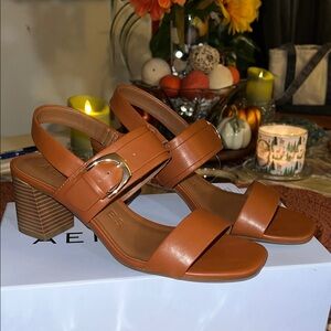AEROSOLES Women's Tan Block Heel Sandals